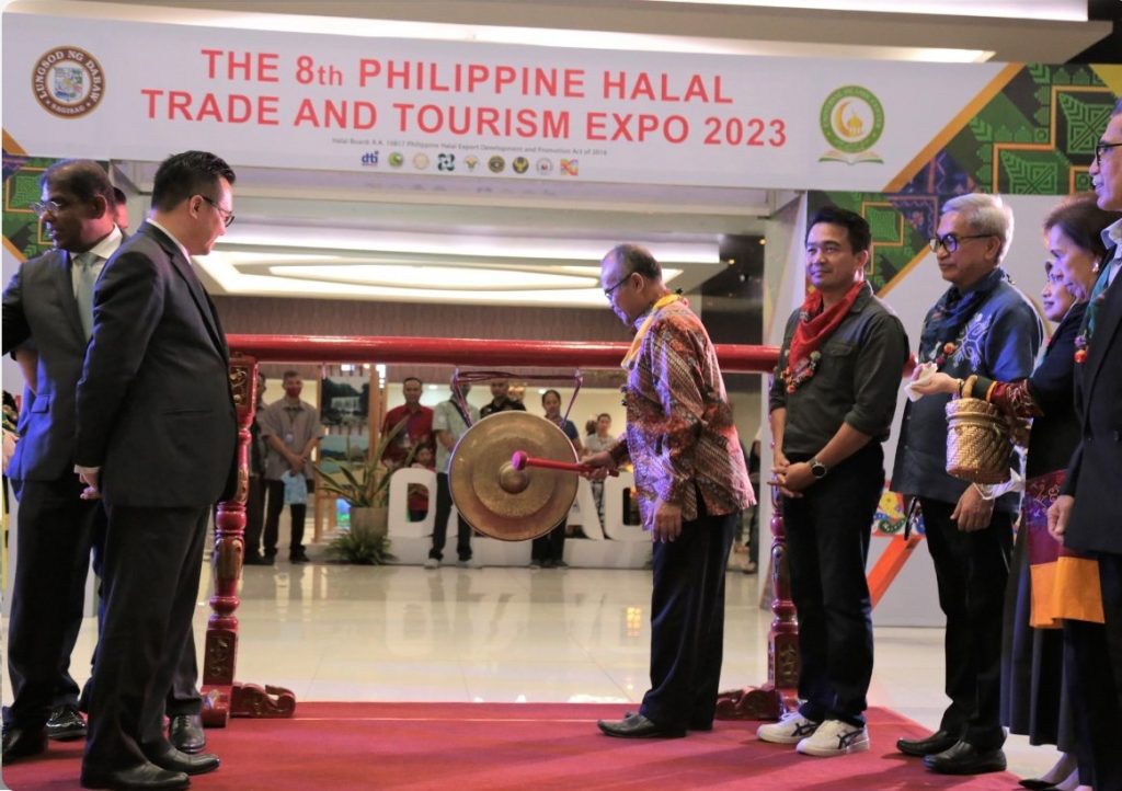 Indonesia destaca la economía, el turismo y la cultura en la Exposición Halal de Filipinas