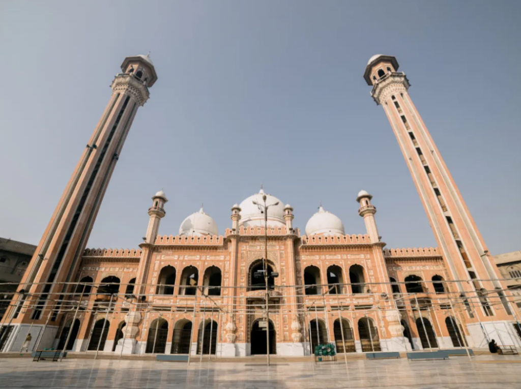 Pakistán: ¡El inesperado campeón del turismo de 2023!