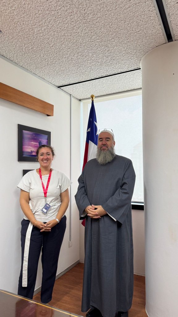 Sheikh Ali Achcar se reúne con representante de ProChile en Malasia para abordar avances de Chilehalal en acreditación con JAKIM