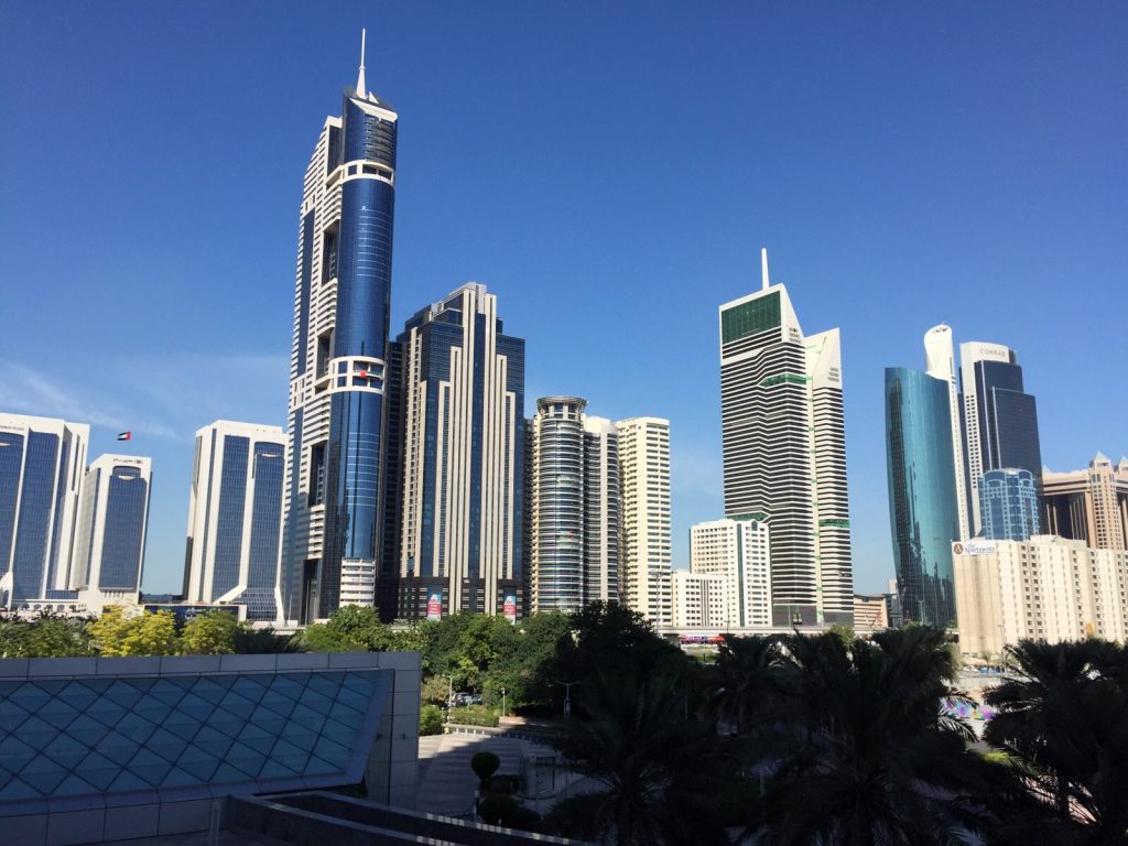 Emiratos Árabes Unidos levanta la prohibición de las aves de corral de Kuwait