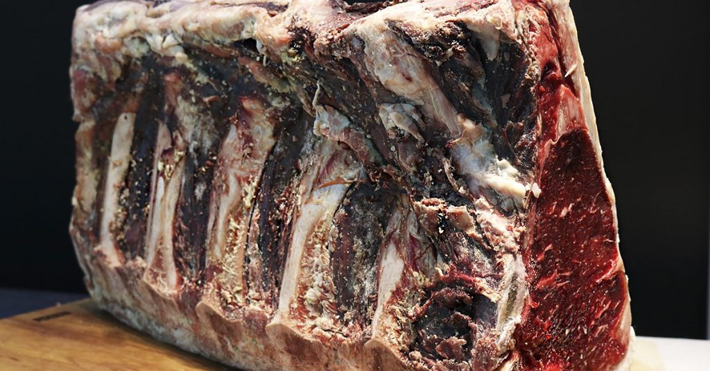 La carne «madurada» ya llegó a Cipolletti