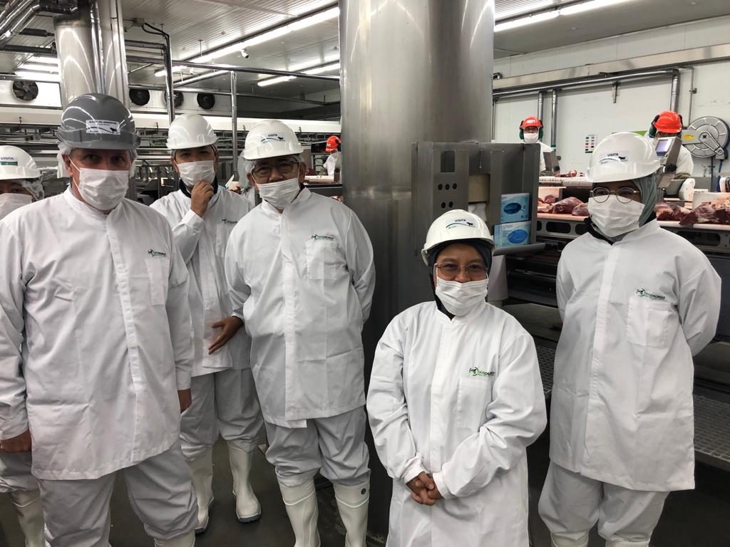 MINISTRO DE LA AGRICULTURA DE LA DE MALASIA VISITA LOS MATADEROS HALAL DE OSORNO