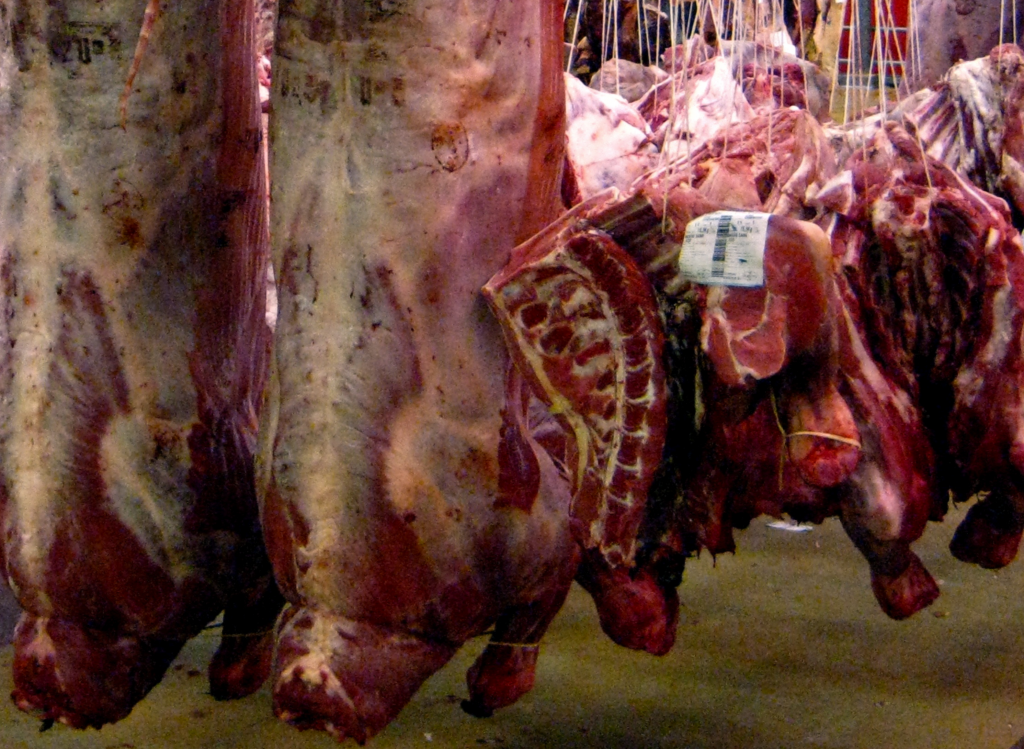 Las incertidumbres dominan el mercado mundial de la carne debido tanto al COVID-19 como a la PPA